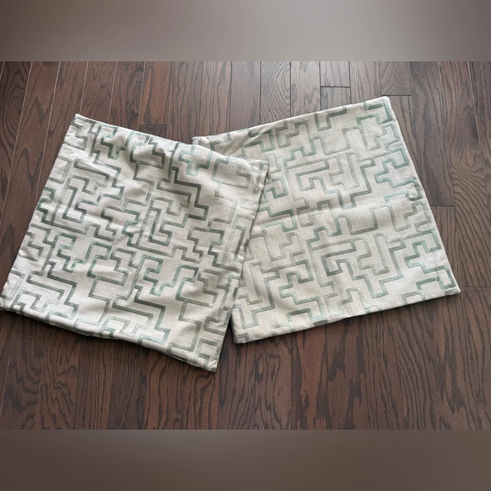 Central Park by Barclay Butera Accent Square Pillow Cover 22x22